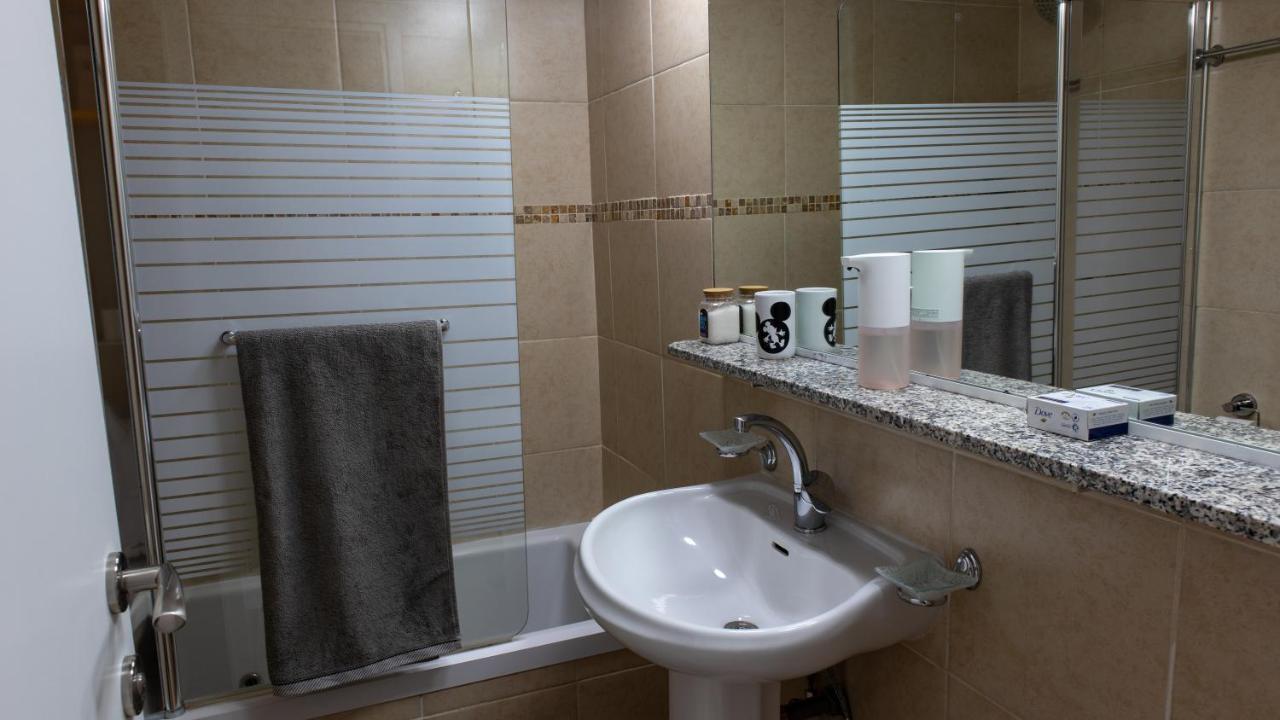Grey House Apartment Eilat Bagian luar foto
