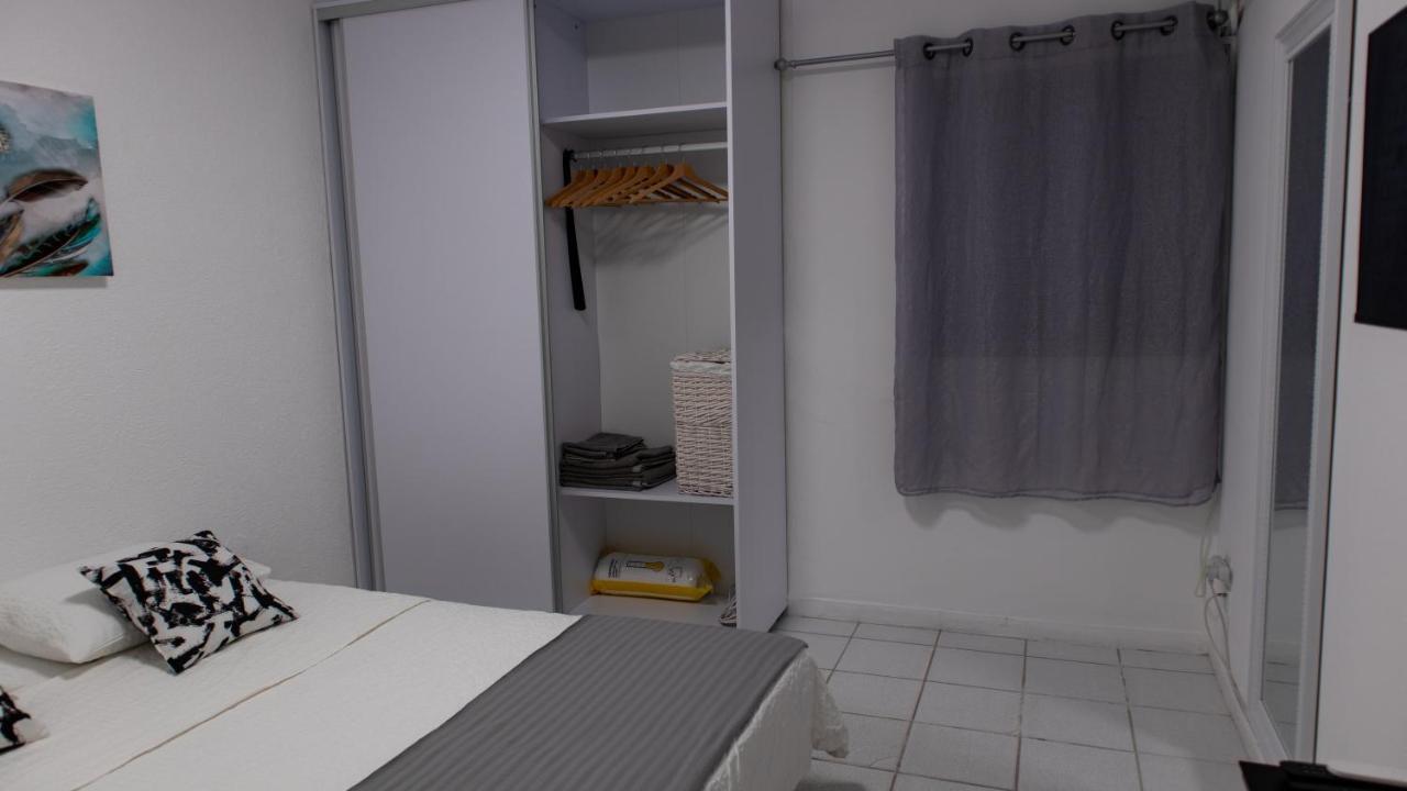 Grey House Apartment Eilat Bagian luar foto